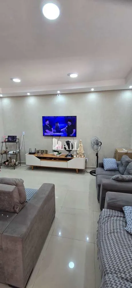 Casa, 3 quartos, 140 m² - Foto 1