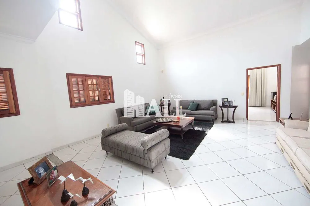 Casa, 4 quartos, 450 m² - Foto 1
