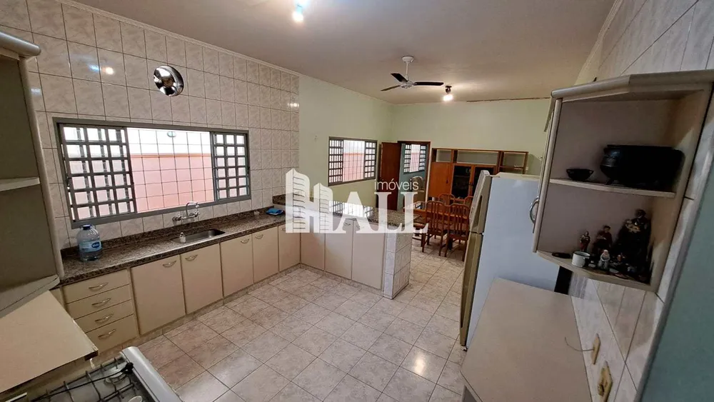 Casa, 3 quartos, 260 m² - Foto 1