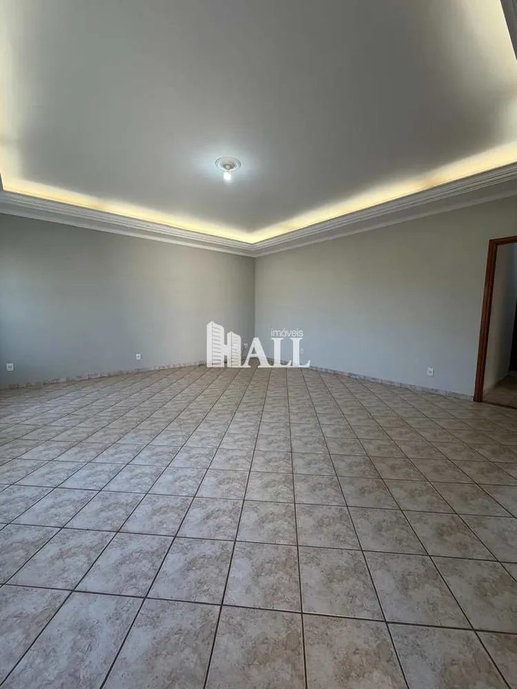 Casa, 3 quartos, 234 m² - Foto 1
