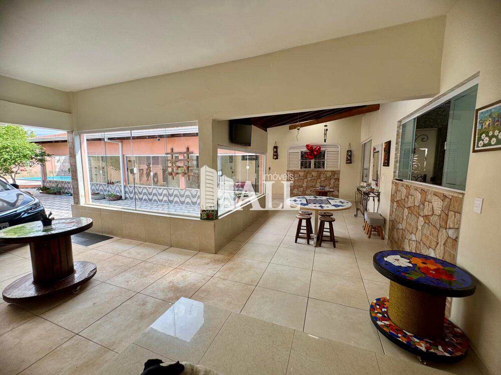 Casa, 3 quartos, 210 m² - Foto 3