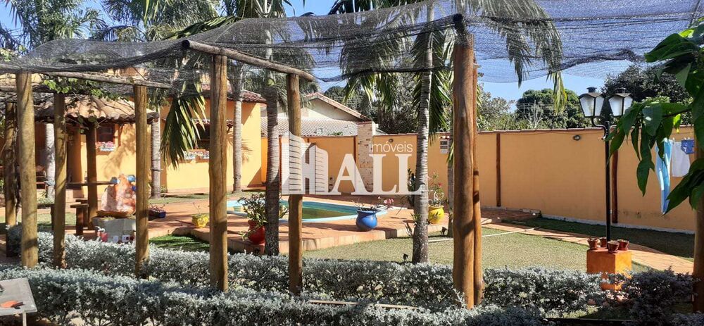 Chácara à venda com 3 quartos, 400m² - Foto 2