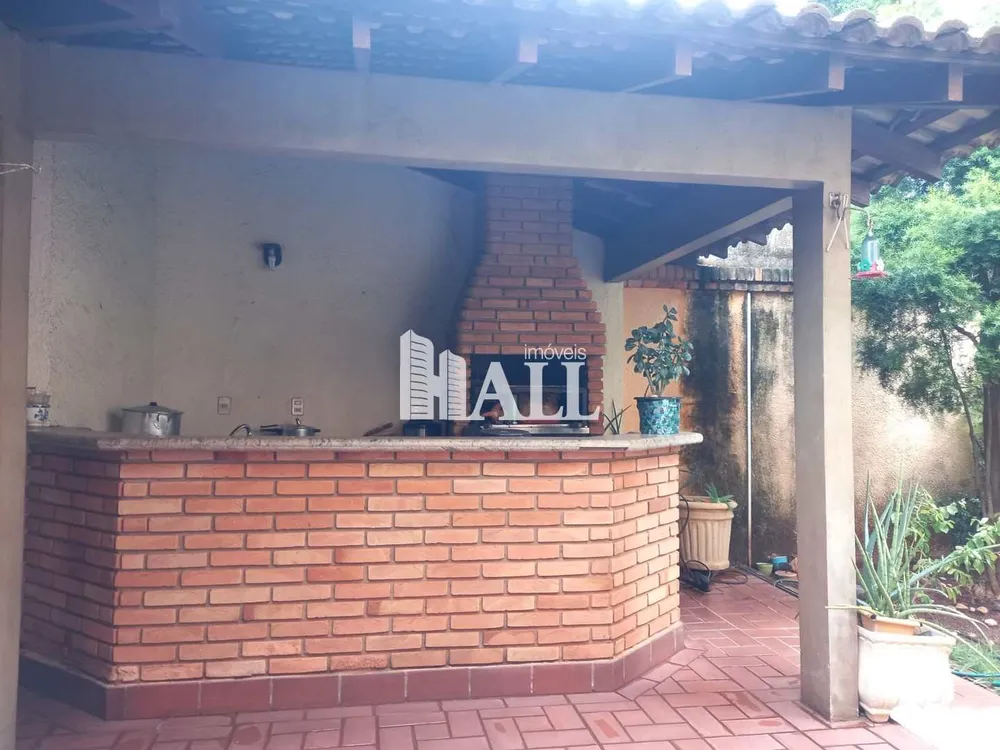 Casa, 4 quartos, 273 m² - Foto 1