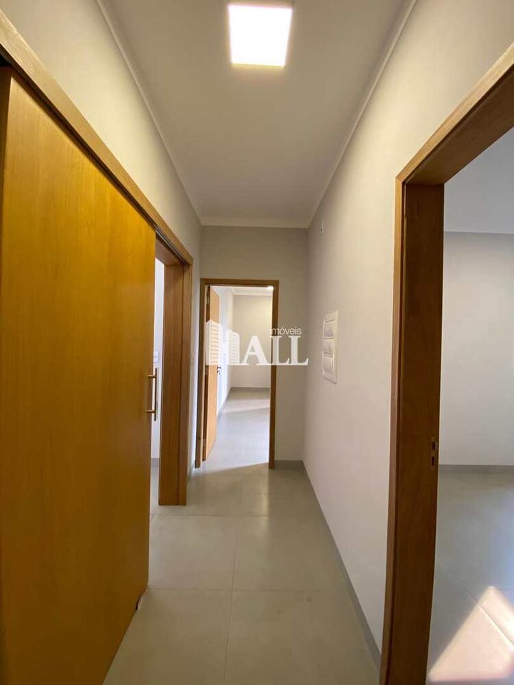 Casa à venda com 3 quartos, 200m² - Foto 4