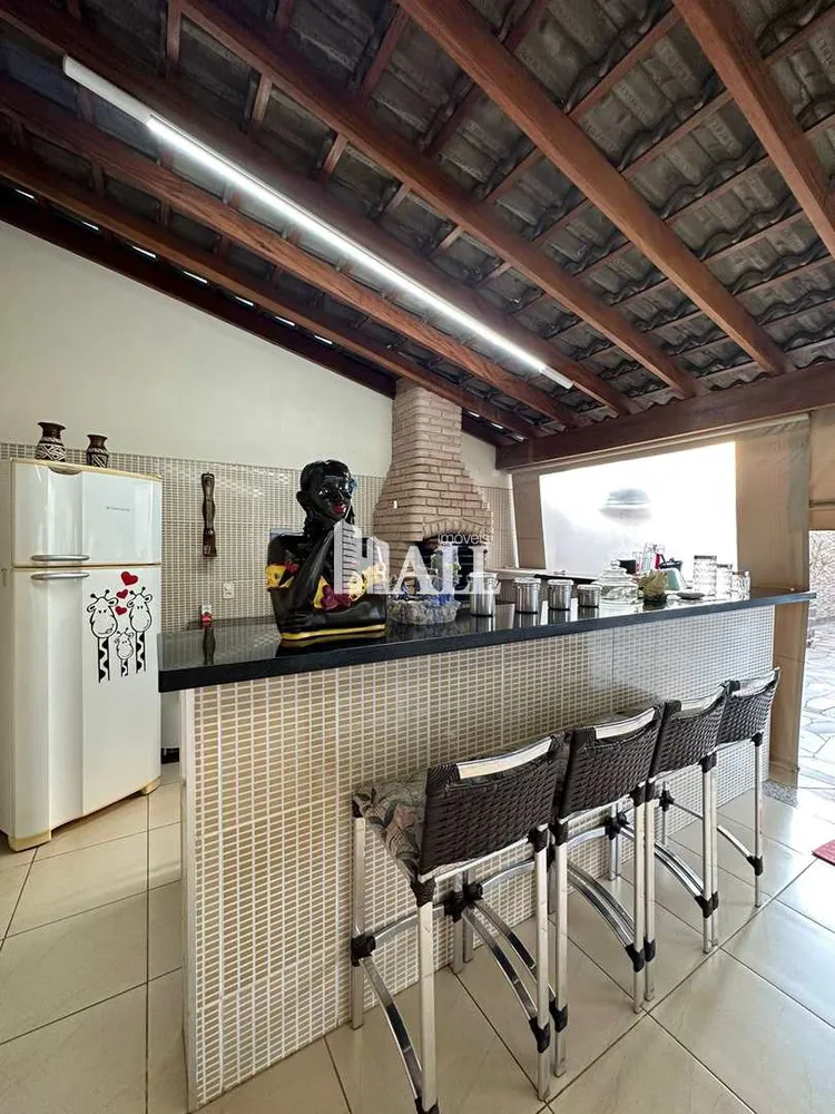 Casa, 3 quartos, 407 m² - Foto 1