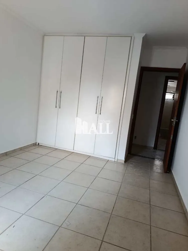 Apartamento, 3 quartos, 230 m² - Foto 2