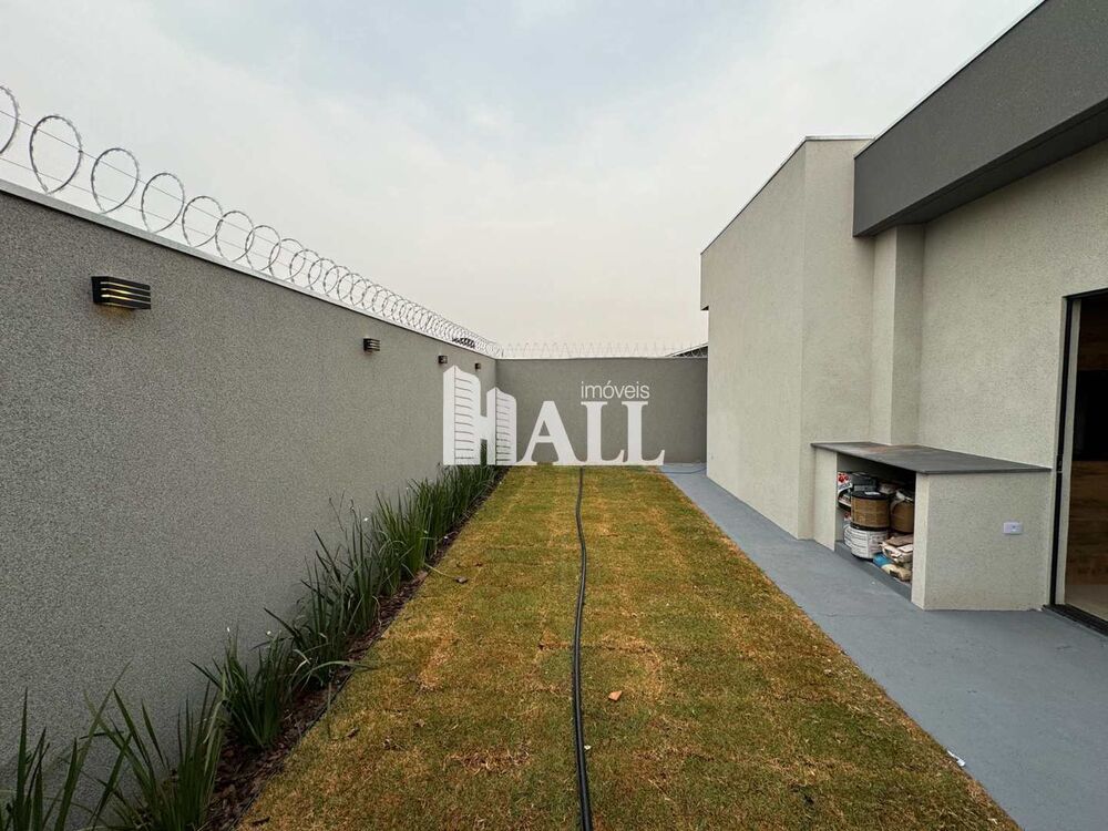 Casa à venda com 3 quartos, 100m² - Foto 2