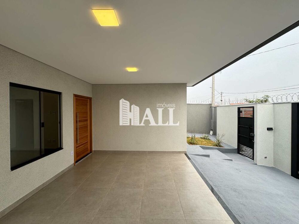 Casa à venda com 3 quartos, 100m² - Foto 1