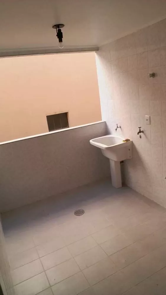 Apartamento à venda com 3 quartos, 123m² - Foto 4