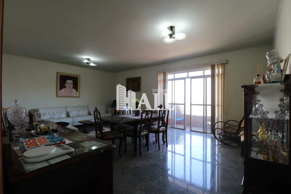 Apartamento, 3 quartos, 147 m² - Foto 2