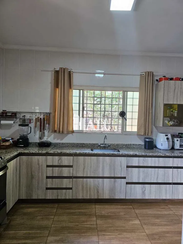 Chácara, 3 quartos, 3000 m² - Foto 4