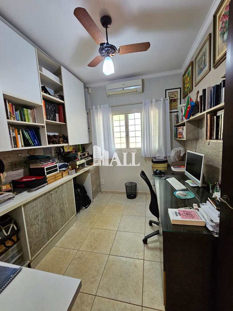 Chácara à venda com 3 quartos, 234m² - Foto 2