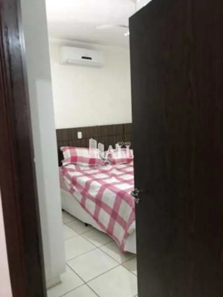 Casa, 2 quartos, 210 m² - Foto 1
