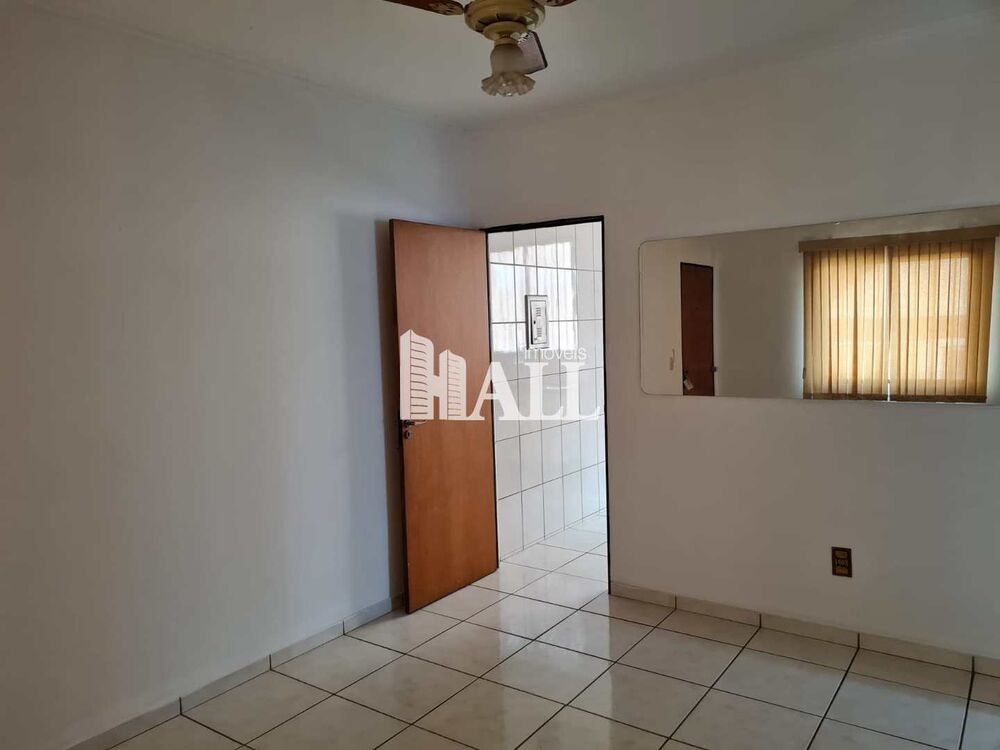 Apartamento à venda com 2 quartos, 62m² - Foto 4