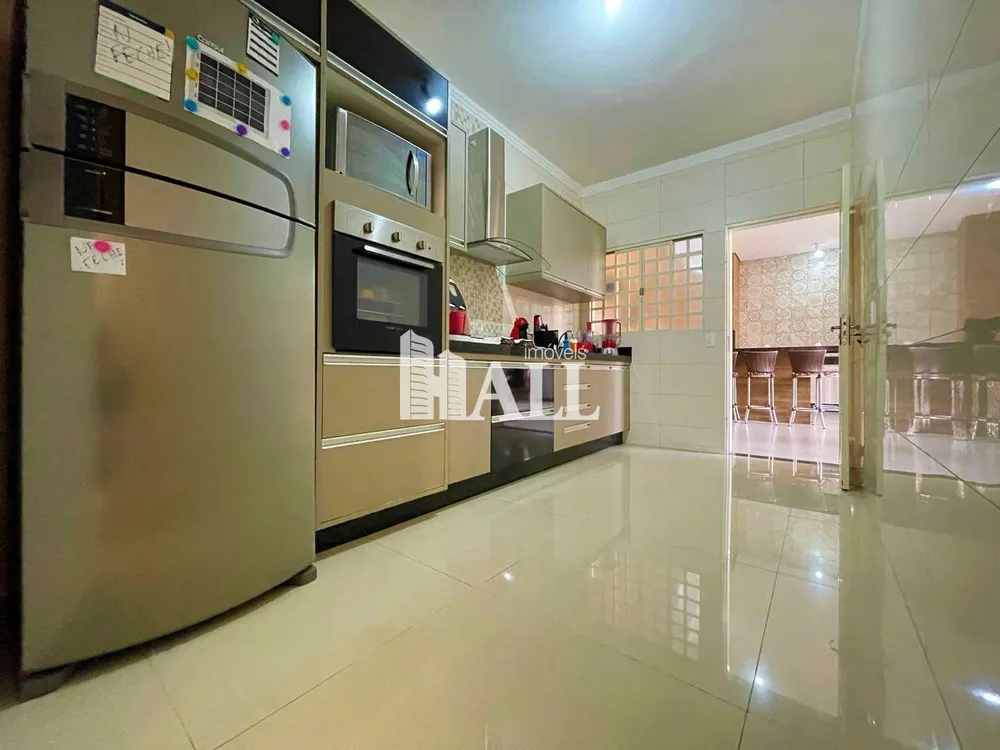 Casa, 5 quartos, 240 m² - Foto 5