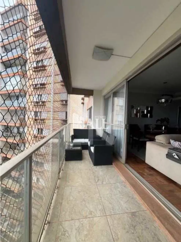 Apartamento, 3 quartos, 130 m² - Foto 1