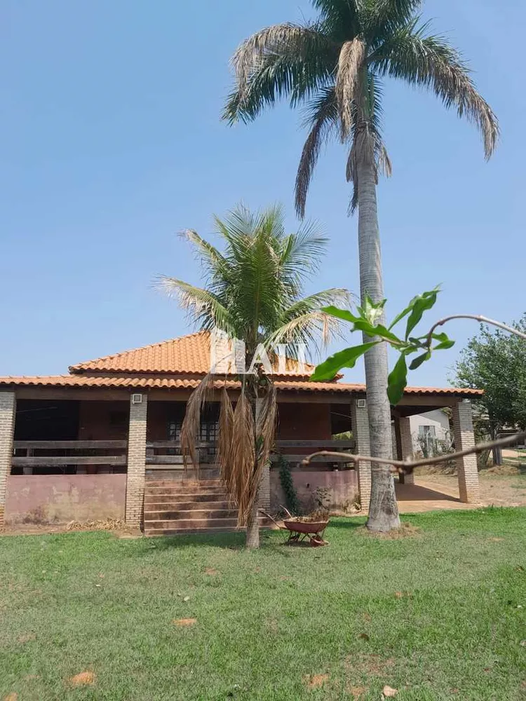 Chácara, 4 quartos, 450 m² - Foto 3