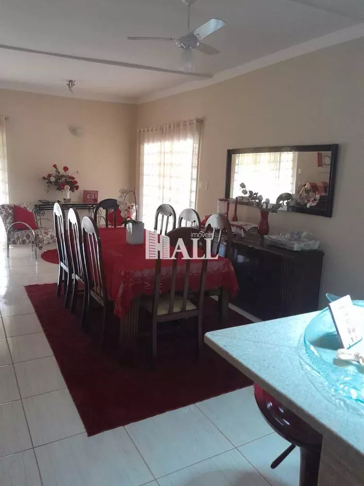 Chácara, 4 quartos, 450 m² - Foto 1