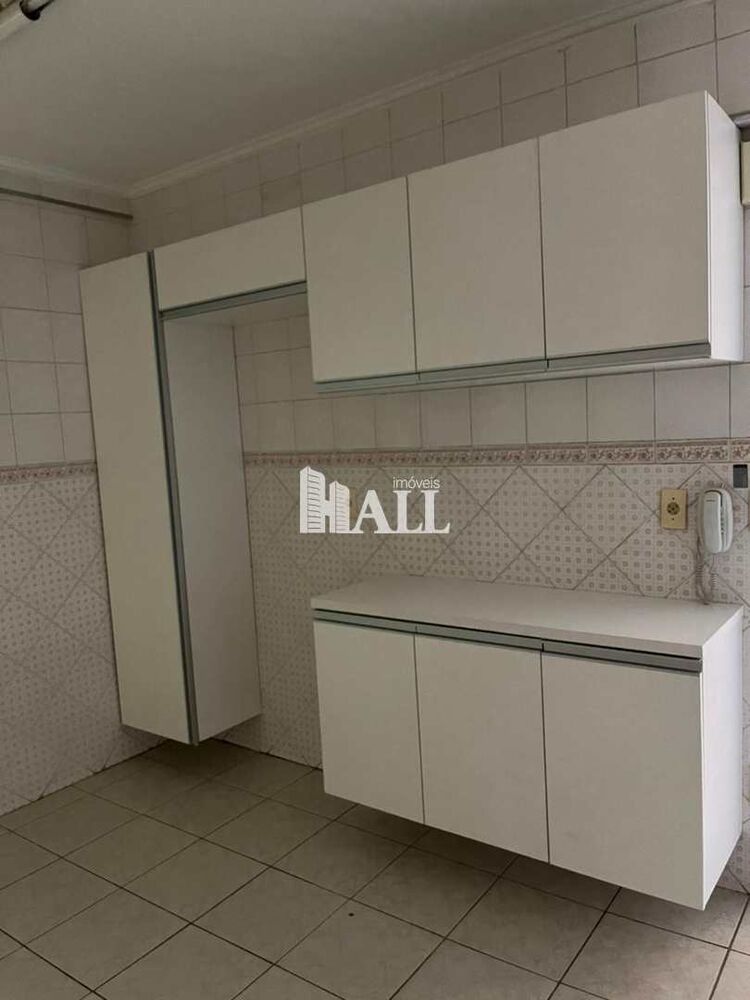 Apartamento à venda com 3 quartos, 127m² - Foto 1