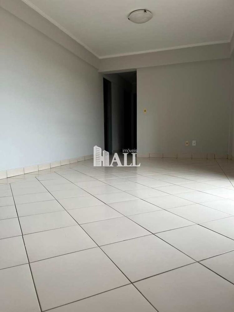 Apartamento à venda com 3 quartos, 127m² - Foto 3