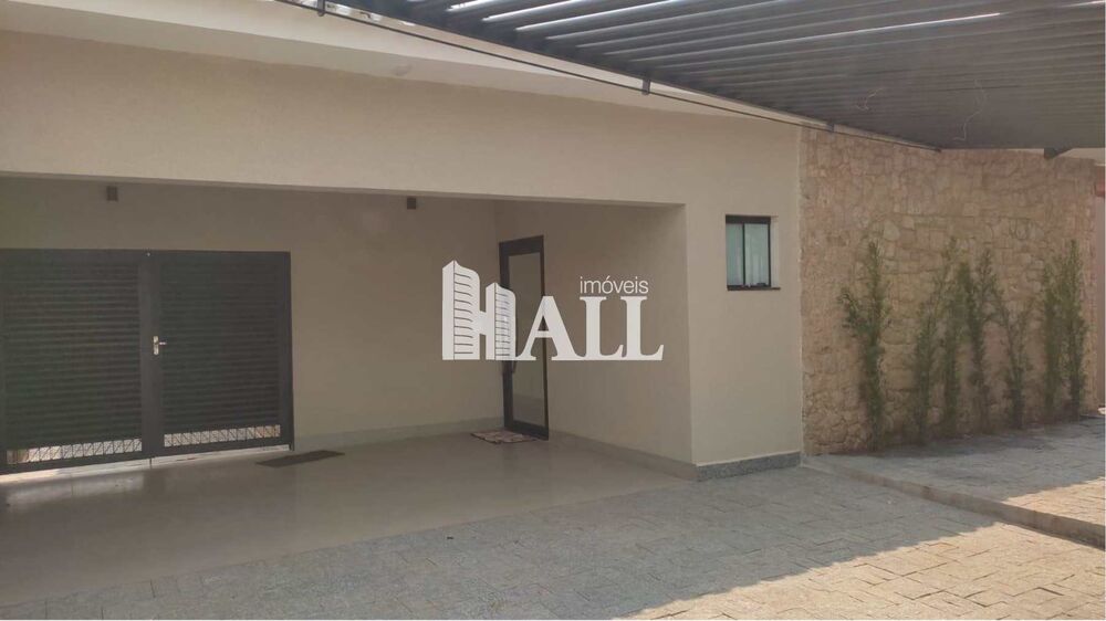 Casa, 4 quartos, 230 m² - Foto 1