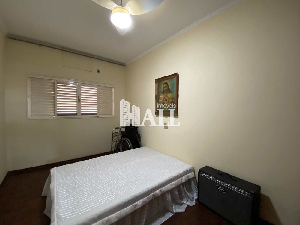 Casa, 4 quartos, 277 m² - Foto 2