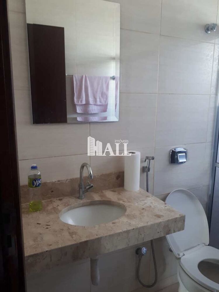 Casa à venda com 2 quartos, 90m² - Foto 1