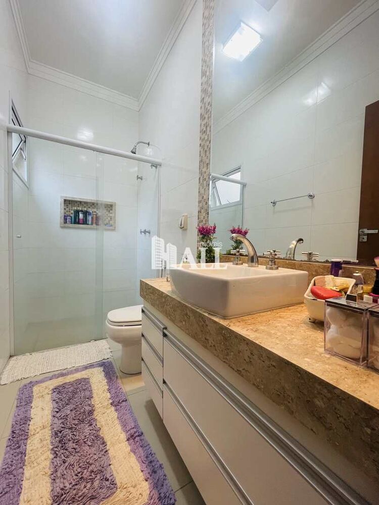 Casa de Condomínio à venda com 3 quartos, 206m² - Foto 3