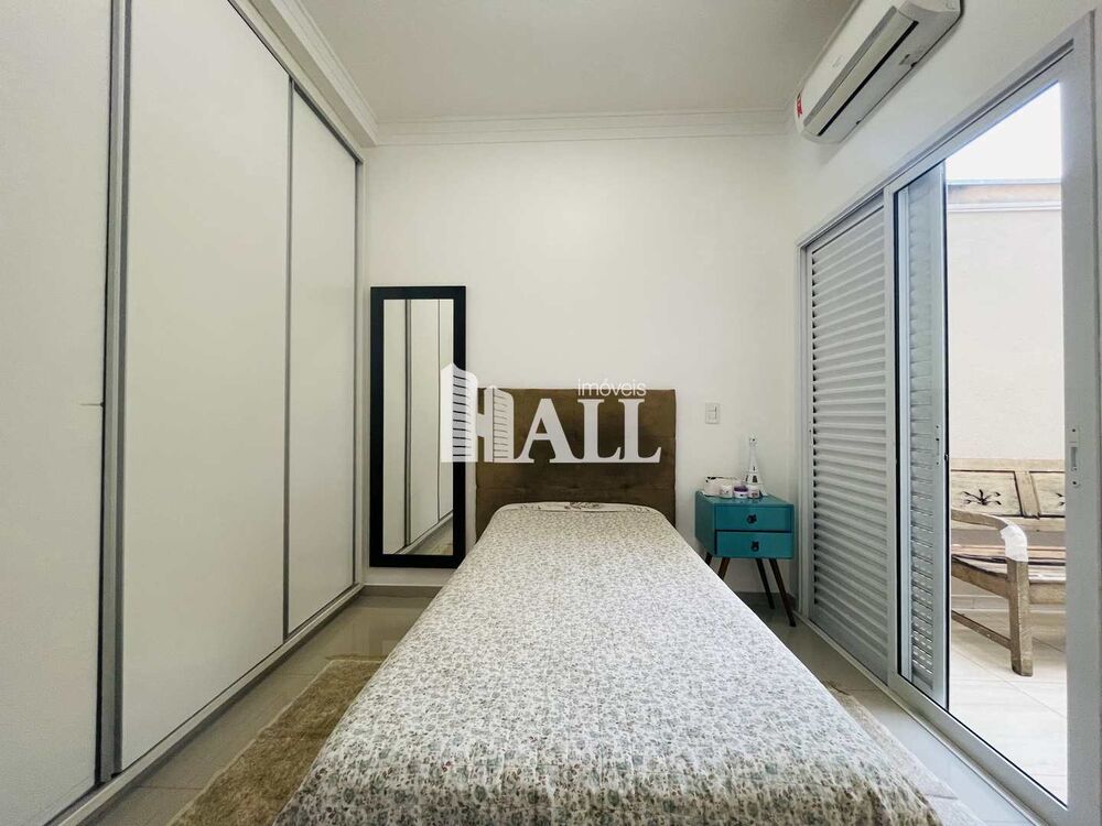Casa de Condomínio à venda com 3 quartos, 206m² - Foto 4