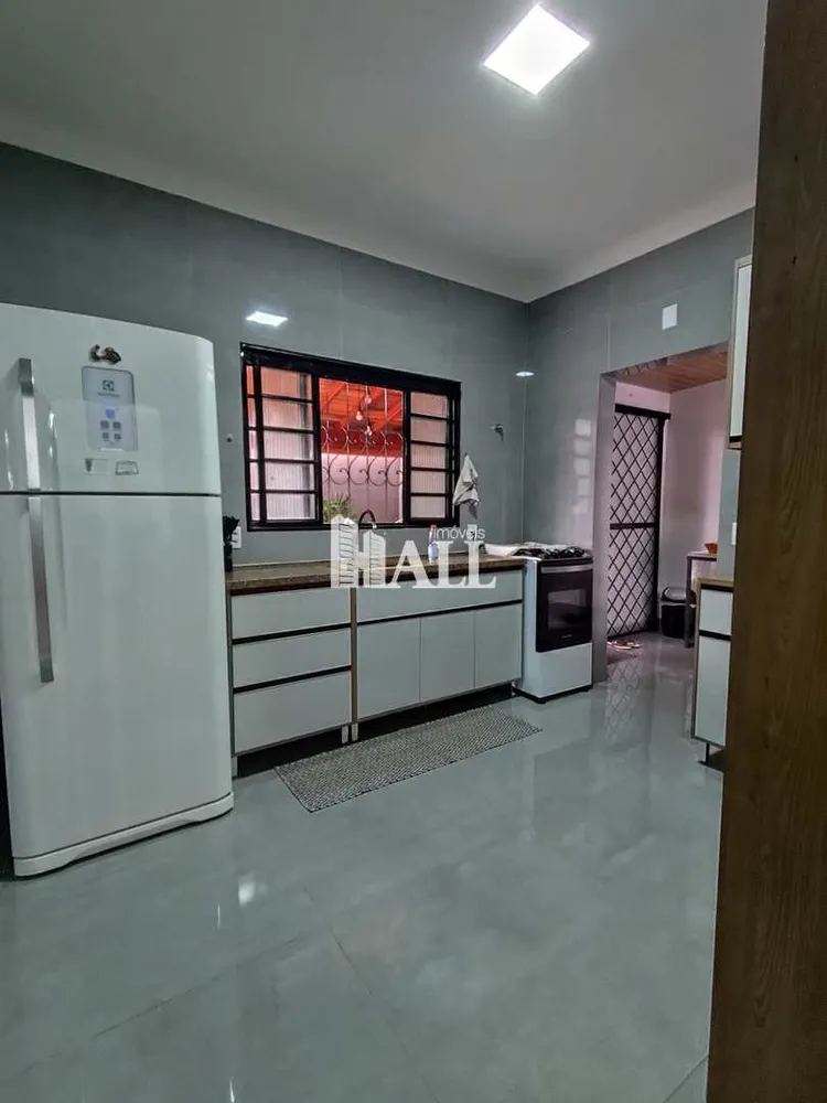 Casa, 3 quartos, 210 m² - Foto 2