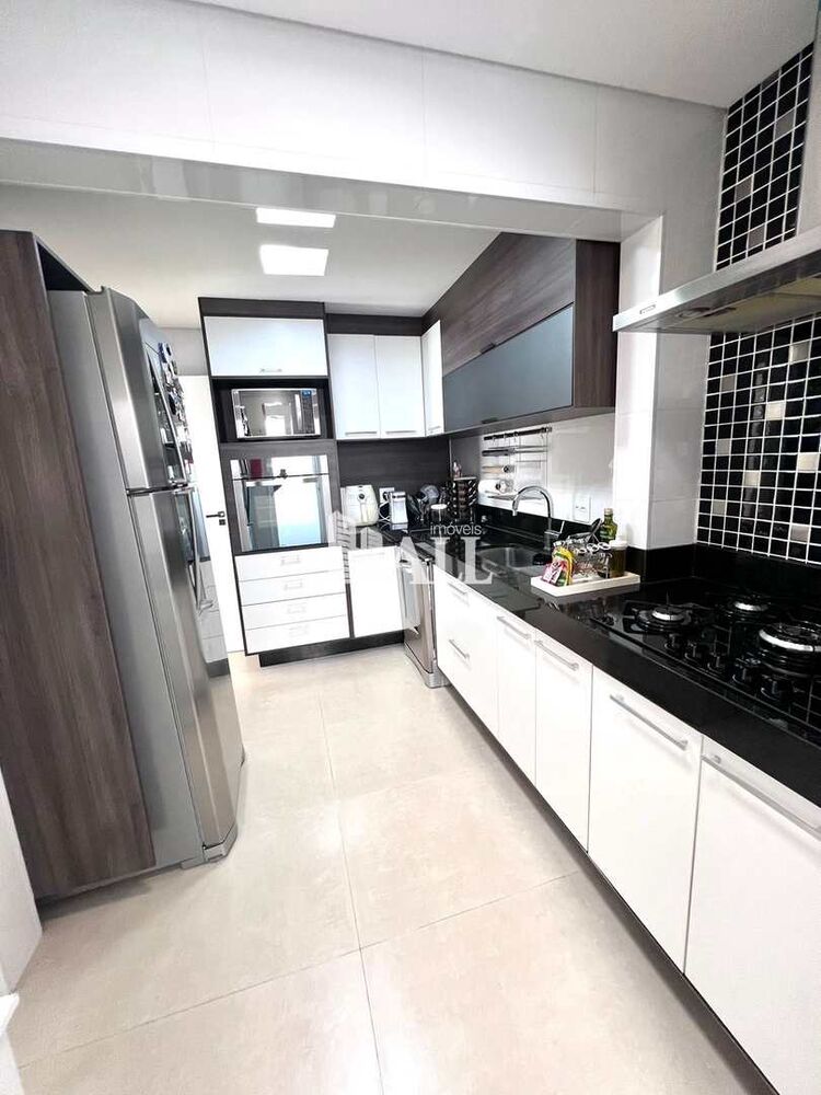 Casa de Condomínio à venda com 2 quartos, 140m² - Foto 1