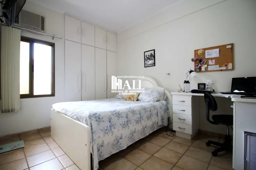 Apartamento, 3 quartos, 156 m² - Foto 2