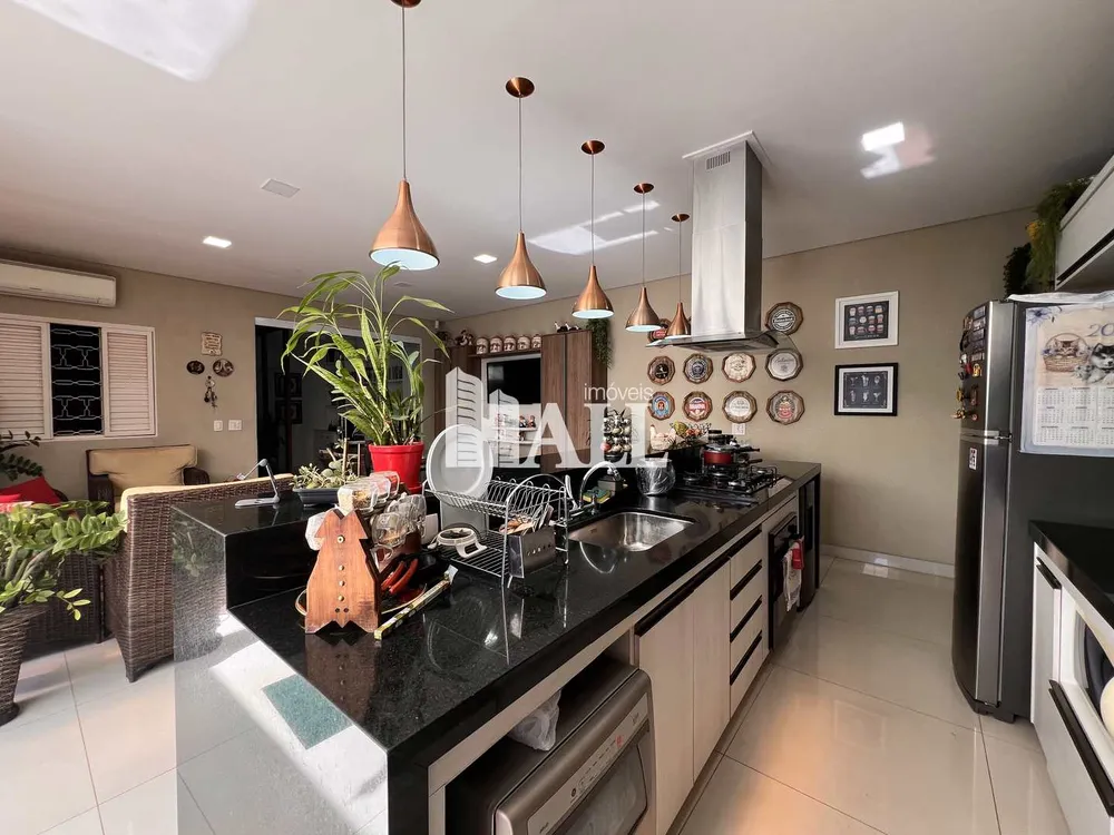 Casa, 3 quartos, 273 m² - Foto 3