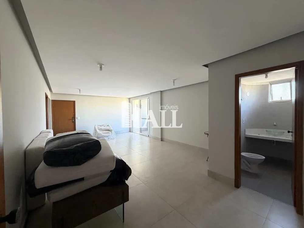 Apartamento, 3 quartos, 150 m² - Foto 2
