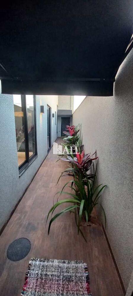 Casa de Condomínio à venda com 3 quartos, 226m² - Foto 3