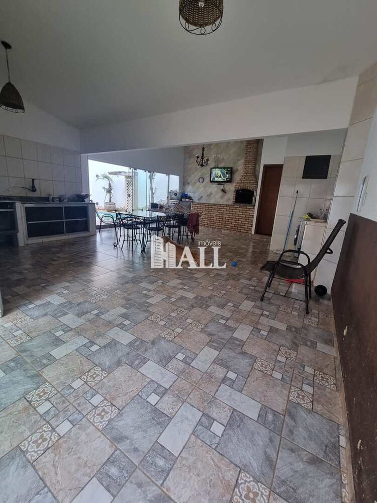 Casa, 4 quartos, 235 m² - Foto 1