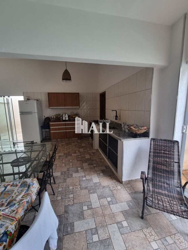 Casa, 4 quartos, 235 m² - Foto 2