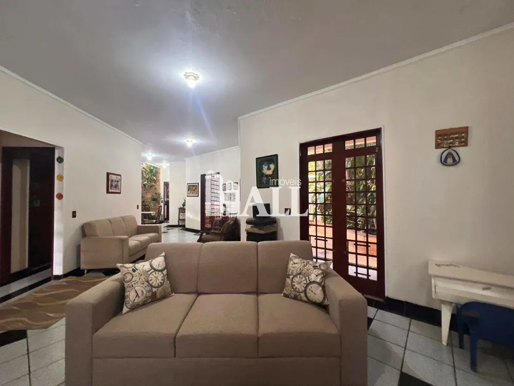 Casa, 4 quartos, 256 m² - Foto 3
