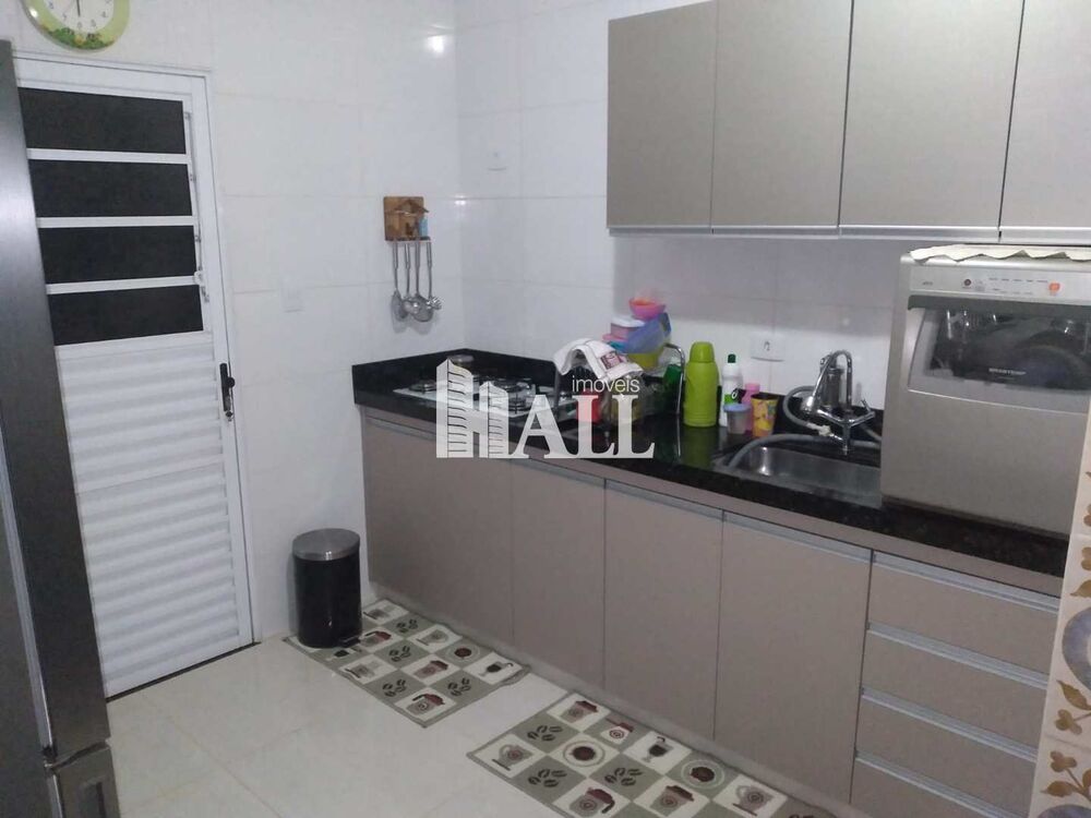 Casa à venda com 3 quartos, 200m² - Foto 10