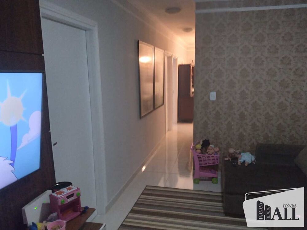 Casa à venda com 3 quartos, 200m² - Foto 3