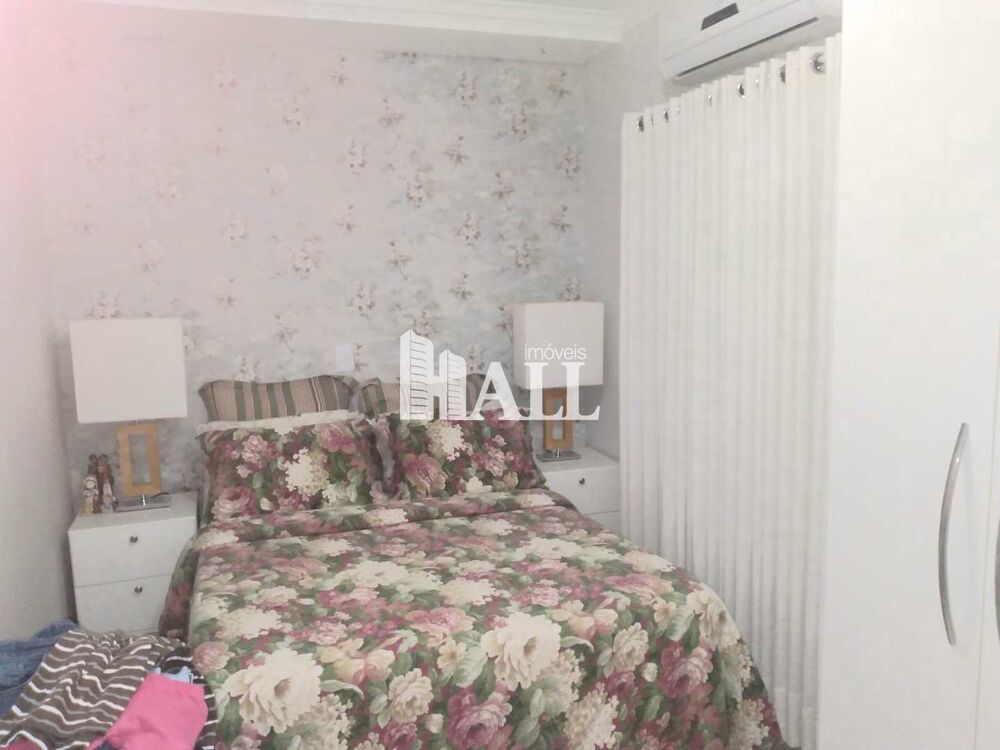 Casa à venda com 3 quartos, 200m² - Foto 14