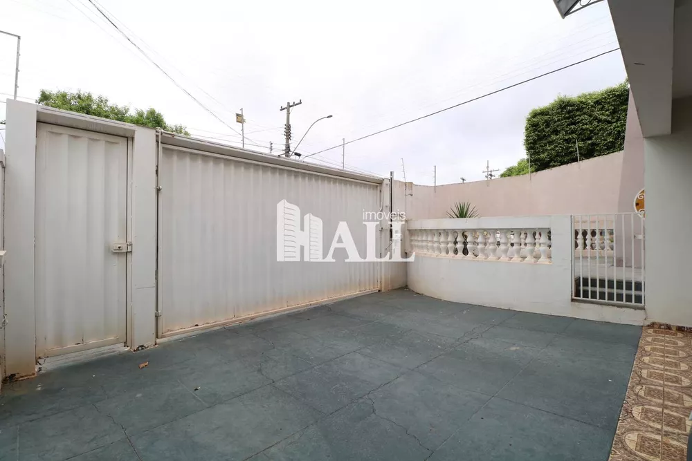 Casa, 3 quartos, 242 m² - Foto 1