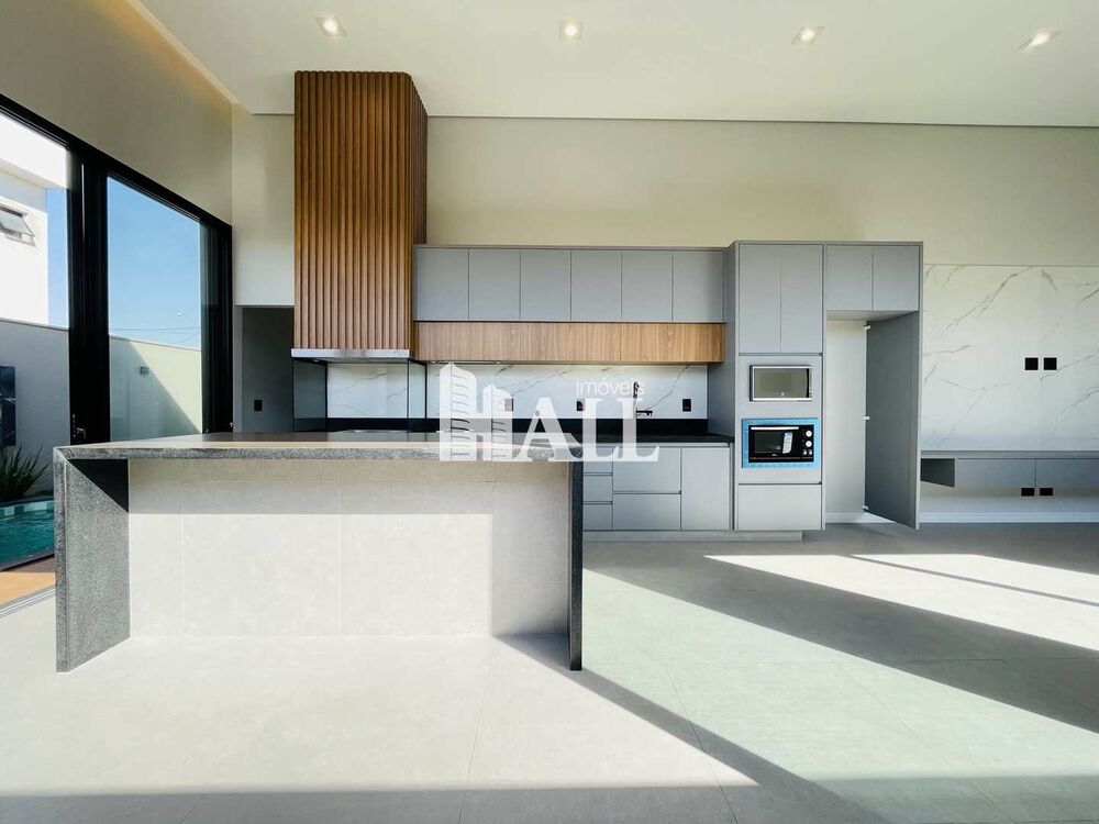 Casa de Condomínio à venda com 3 quartos, 165m² - Foto 1