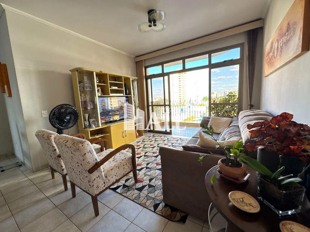 Apartamento, 3 quartos, 230 m² - Foto 2