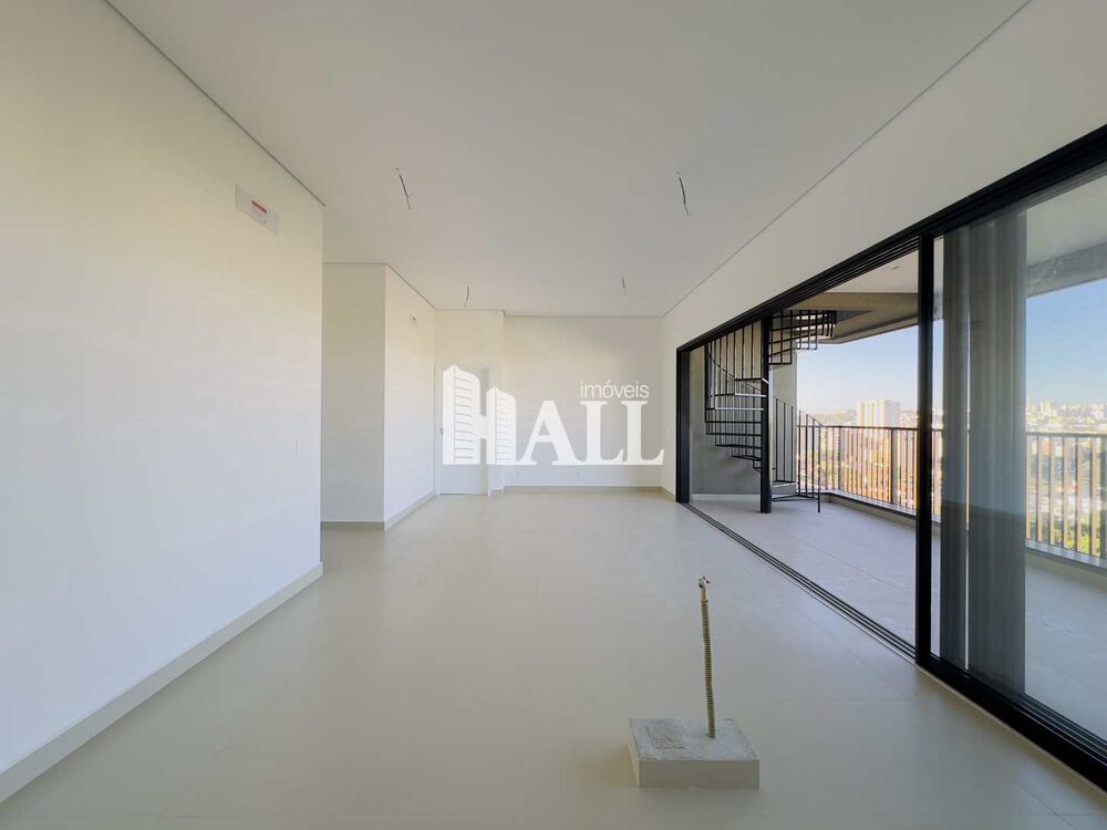 Apartamento à venda com 3 quartos, 216m² - Foto 2