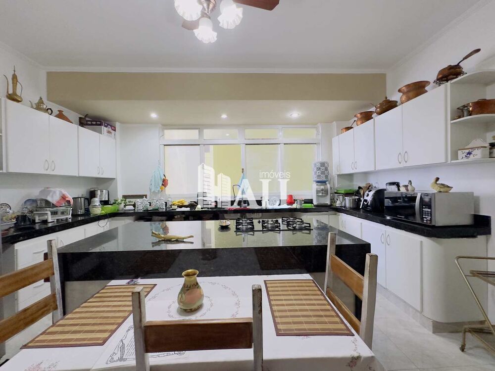 Apartamento, 4 quartos, 275 m² - Foto 1