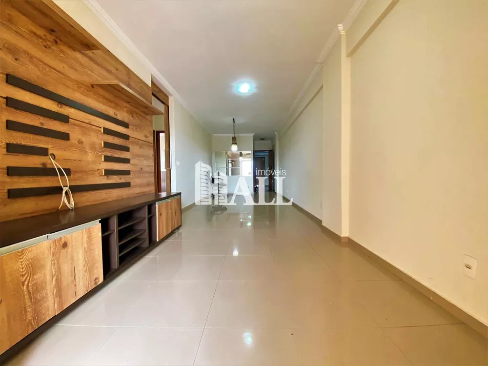 Apartamento à venda com 3 quartos, 96m² - Foto 1