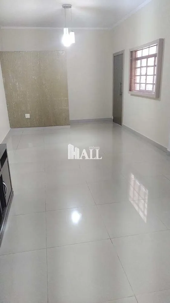 Casa, 3 quartos, 221 m² - Foto 2