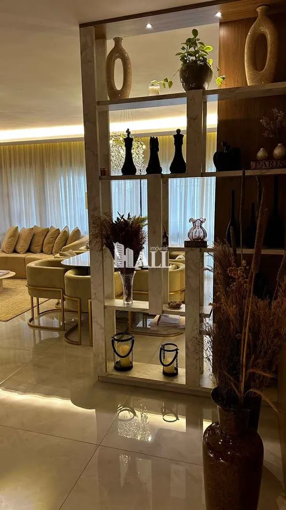 Apartamento, 3 quartos, 134 m² - Foto 1