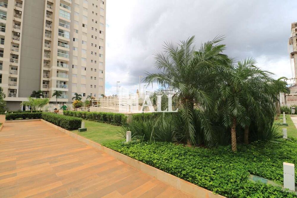 Apartamento à venda com 2 quartos, 85m² - Foto 2